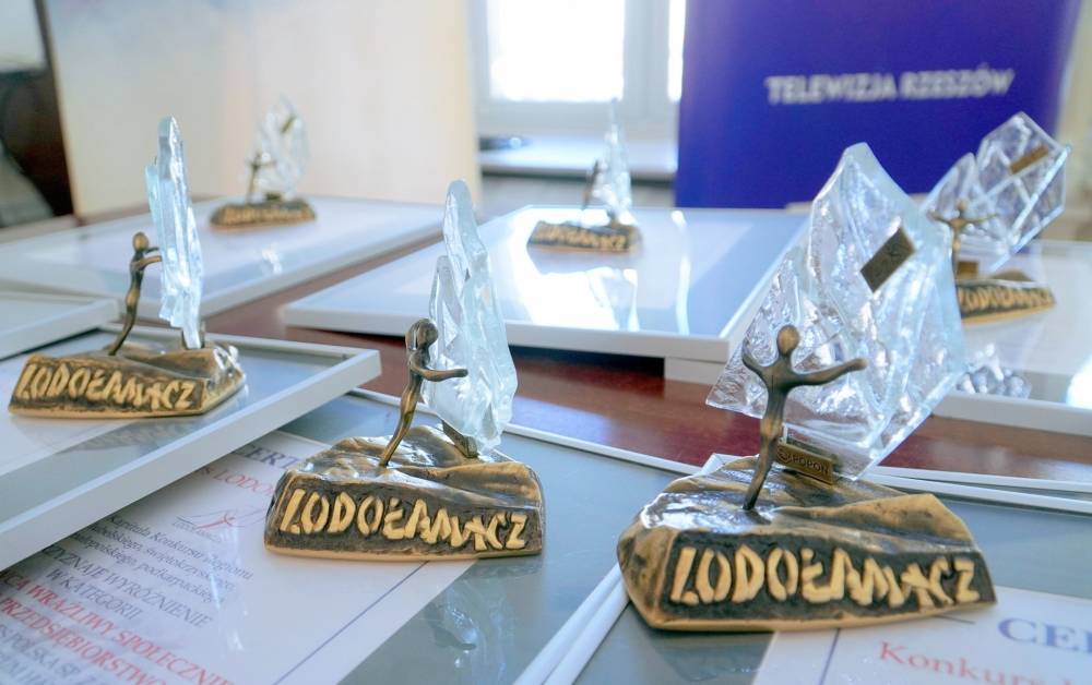 Cersanit został laureatem regionalnego Konkursu Lodołamacze 2025 w kategorii Pracodawca Wrażliwy Społecznie – Duże Przedsiębiorstwo! 